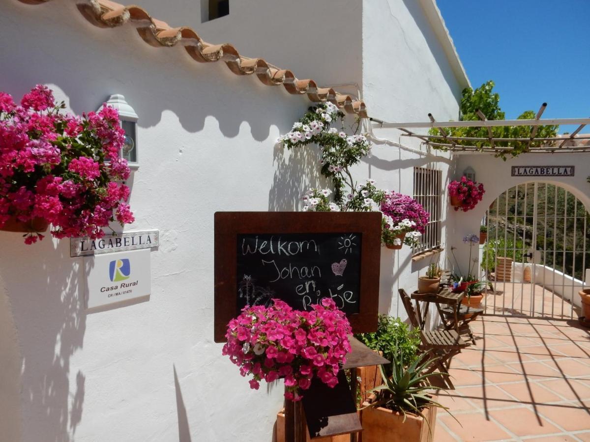Bed And Breakfast Lagabella Sedella Exterior photo