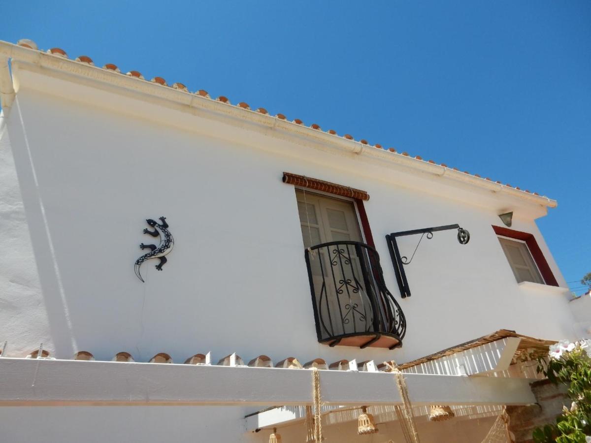Bed And Breakfast Lagabella Sedella Exterior photo